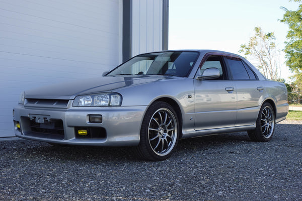 Skyline 25GT